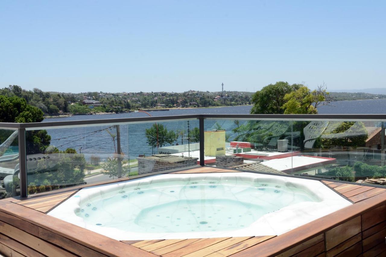 Costalago Suites- By Hvh Villa Carlos Paz Esterno foto