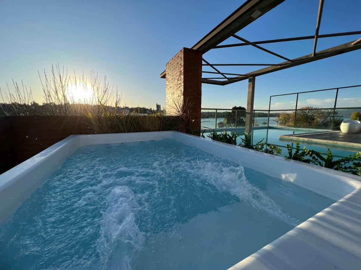 Costalago Suites- By Hvh Villa Carlos Paz Esterno foto